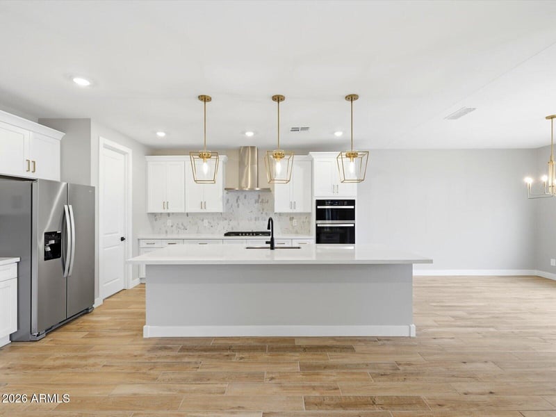 1069 W Haynes Way, Apache Junction, AZ 85120