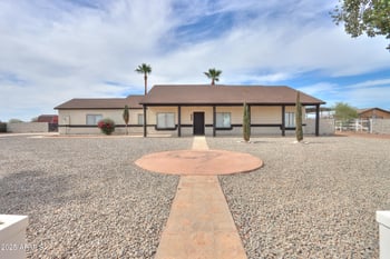 10692 American Pride Dr, San Tan Valley, AZ 85143