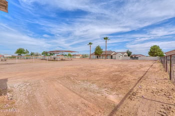 10692 American Pride Dr, San Tan Valley, AZ 85143