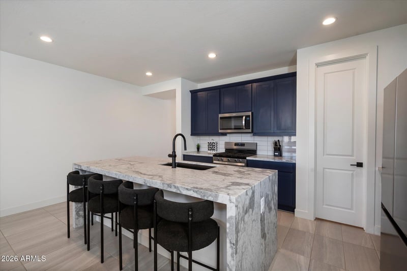 10694 N Mckinney St, Surprise, AZ 85388