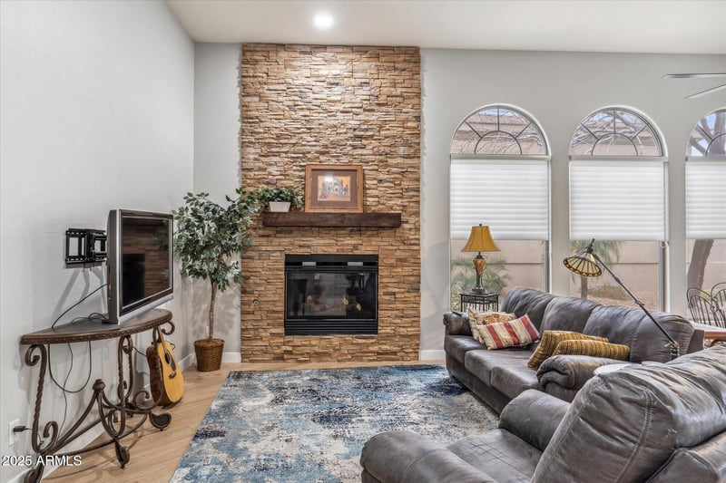 10695 Caribbean Ln, Scottsdale, AZ 85255