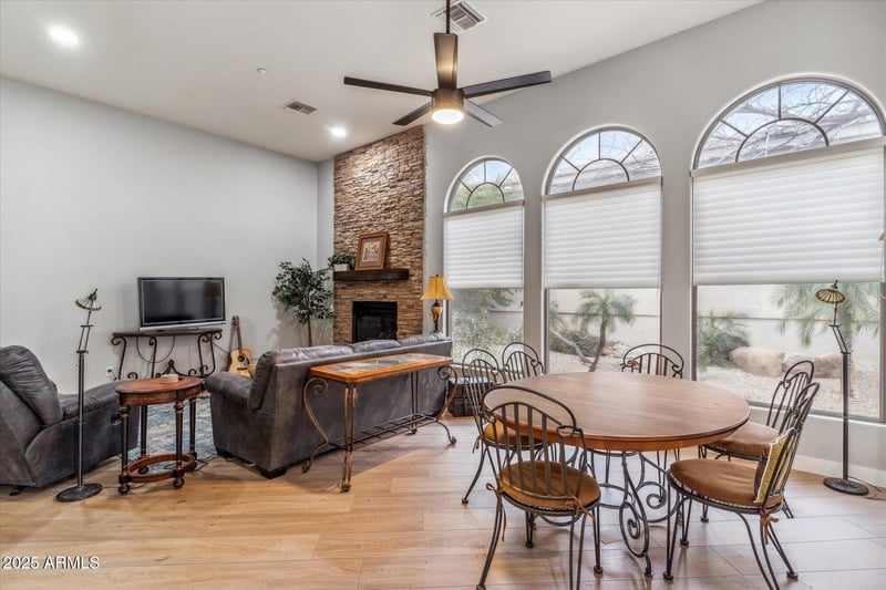 10695 Caribbean Ln, Scottsdale, AZ 85255