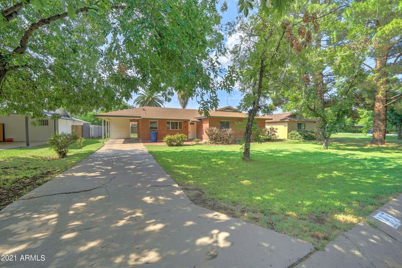 107 E Encanto Dr, Tempe, AZ 85281
