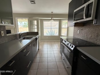107 Libby St, Phoenix, AZ 85023
