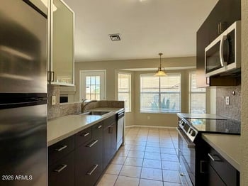 107 W Libby St, Phoenix, AZ 85023