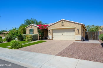 1070 Oriole Dr, Gilbert, AZ 85297