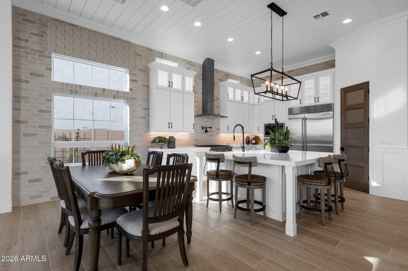 1070 E Peach Tree Dr, Chandler, AZ 85249