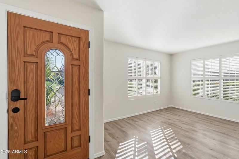 1070 Lark Dr, Chandler, AZ 85286