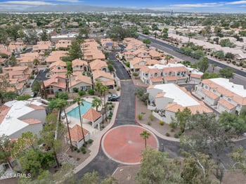 1070 Sunburst Ln, Tempe, AZ 85284