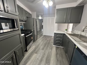 10701 99 Ave #209, Peoria, AZ 85345