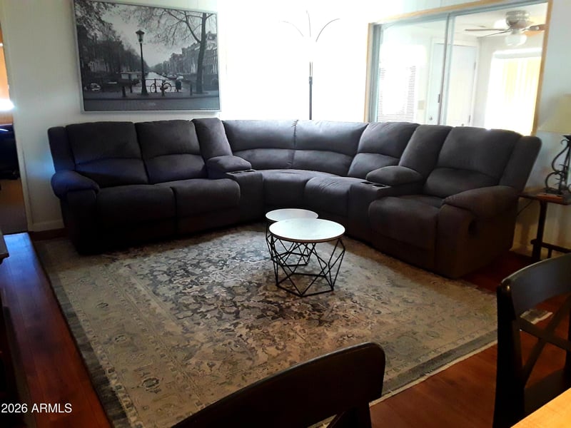 10701 N 99th Ave #207, Peoria, AZ 85345