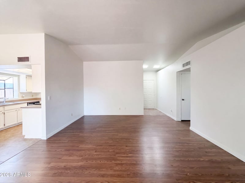 10701 W Campbell Ave, Phoenix, AZ 85037