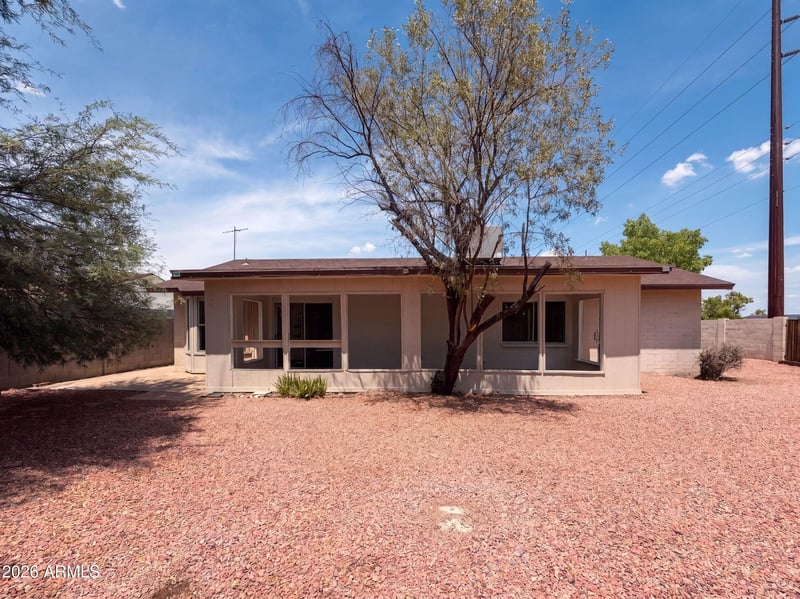 10701 W Campbell Ave, Phoenix, AZ 85037