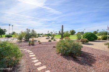 10701 Willowbrook Dr, Sun City, AZ 85373