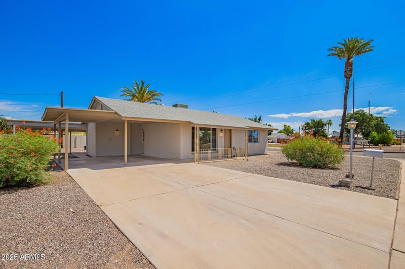 10702 Cherry Hills Dr, Sun City, AZ 85351