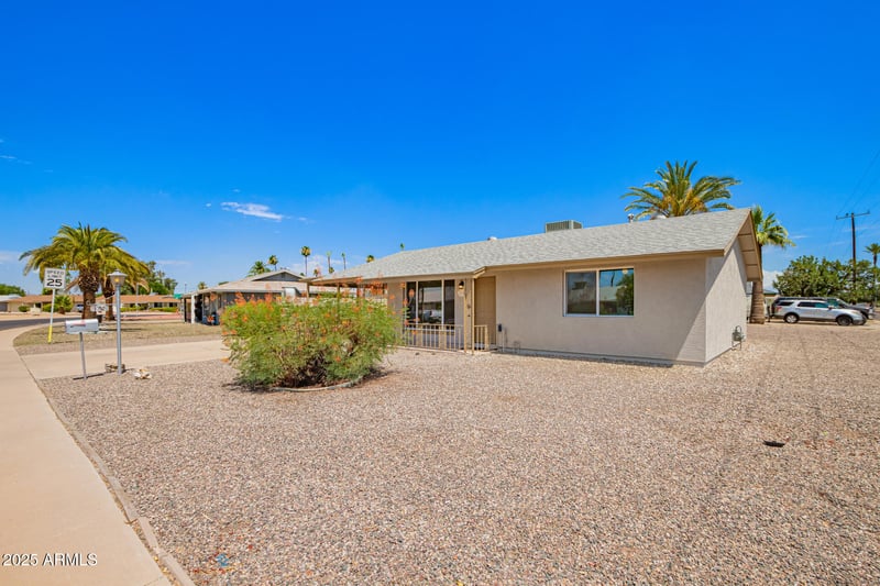 10702 Cherry Hills Dr, Sun City, AZ 85351