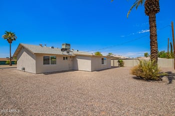 10702 Cherry Hills Dr, Sun City, AZ 85351