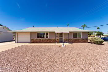 10702 Hope Dr, Sun City, AZ 85351