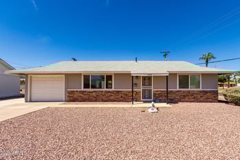 10702 Hope Dr, Sun City, AZ 85351