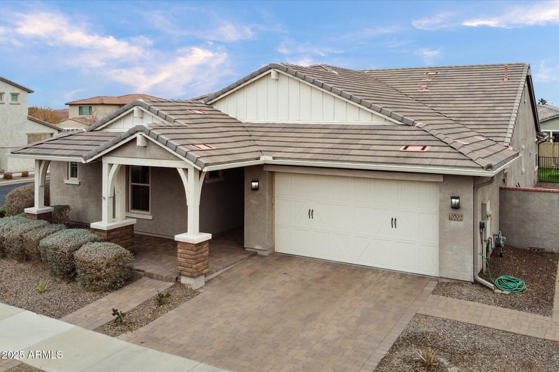 10702 Sheffield Dr, Mesa, AZ 85212