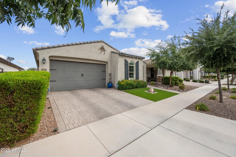 10704 Twister Ave, Mesa, AZ 85212