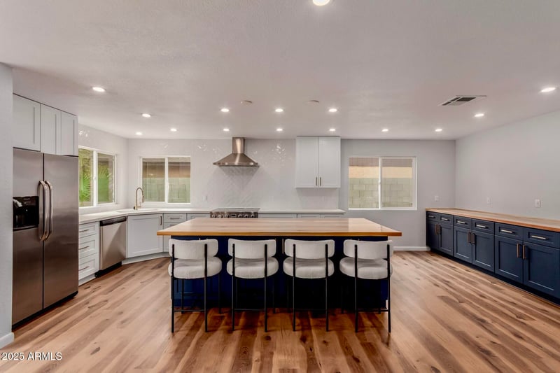 10705 Mercer Ln, Scottsdale, AZ 85259