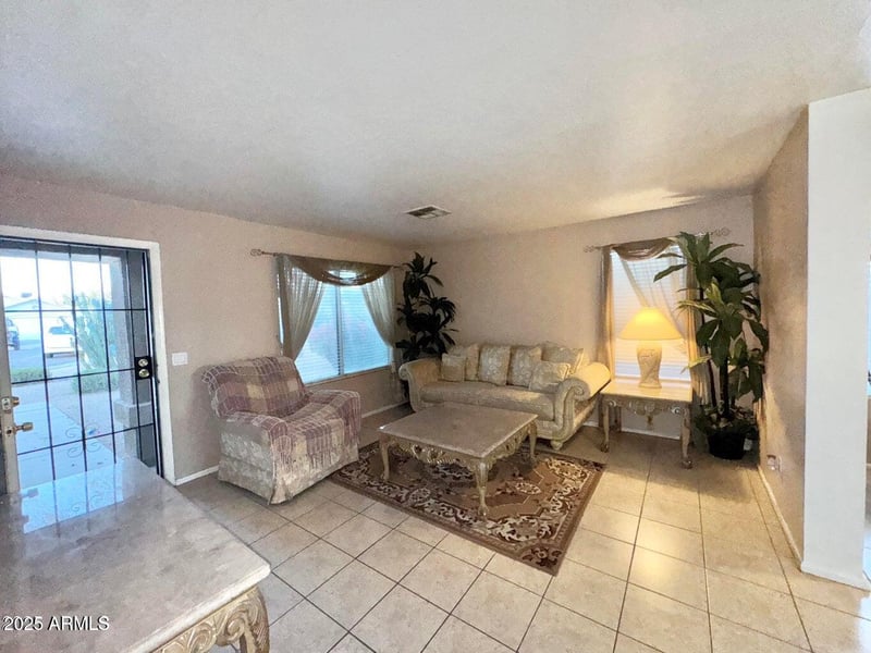 10705 Montecito Ave, Phoenix, AZ 85037