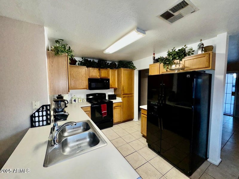 10705 Montecito Ave, Phoenix, AZ 85037