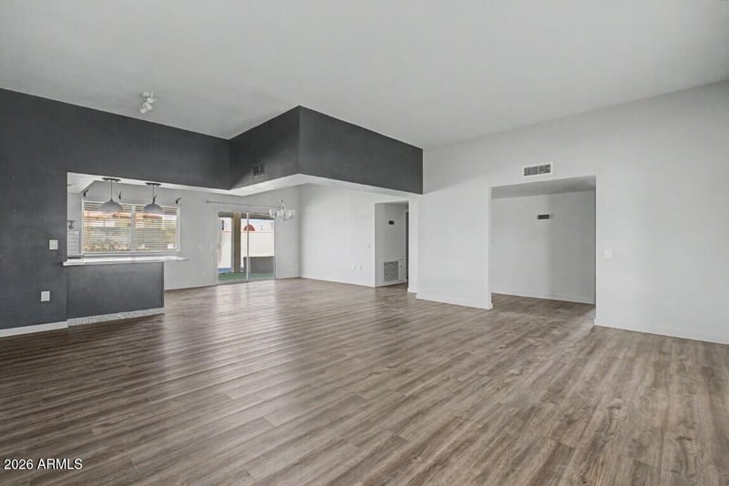 10706 Pinion Ln, Sun City, AZ 85373
