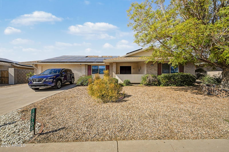 10708 Camelot Cir, Sun City, AZ 85351