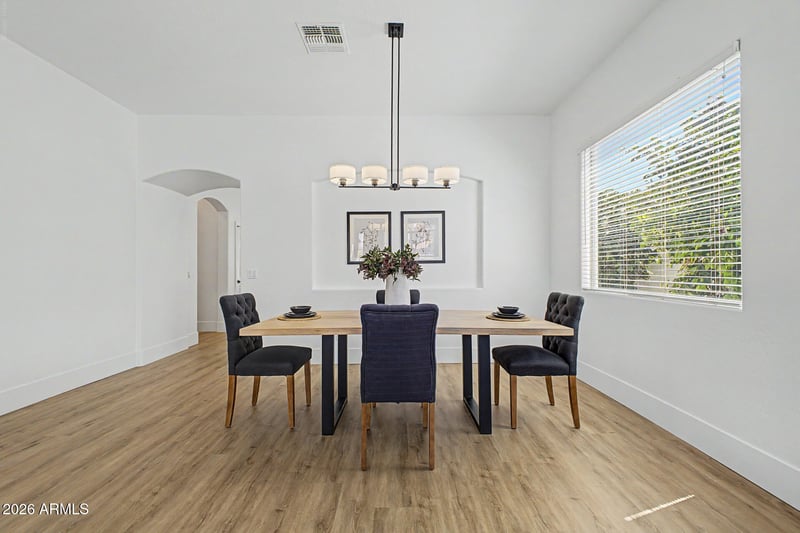 10709 E Knowles Ave, Mesa, AZ 85209