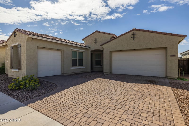 10709 Thornton Ave, Mesa, AZ 85212