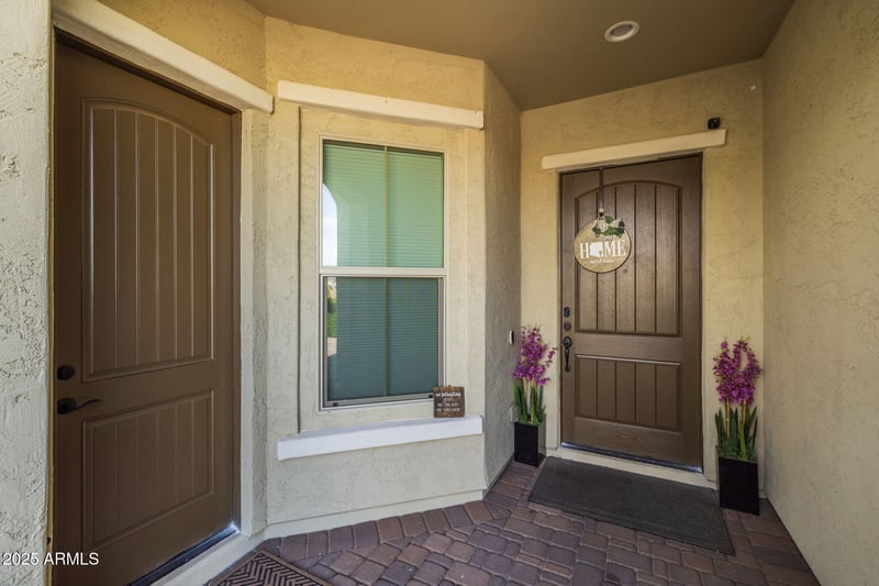 10709 Thornton Ave, Mesa, AZ 85212