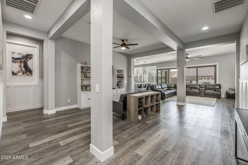 10709 Thornton Ave, Mesa, AZ 85212