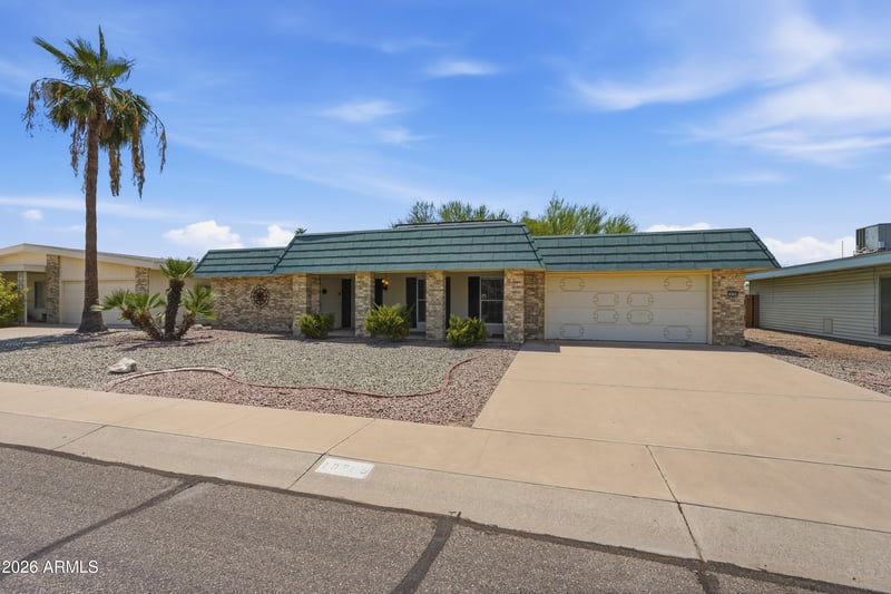 10709 W Mimosa Dr, Sun City, AZ 85373