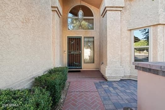 1071 E Seminole Dr, Phoenix, AZ 85022