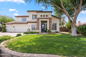 1071 Ivanhoe St, Gilbert, AZ 85295