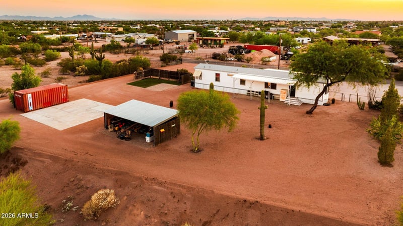 1071 Stagecoach Rd, Apache Junction, AZ 85119