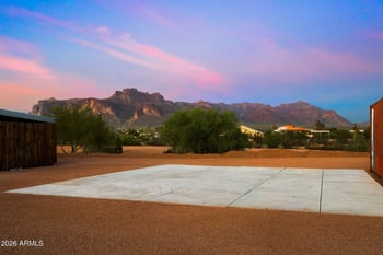 1071 Stagecoach Rd, Apache Junction, AZ 85119