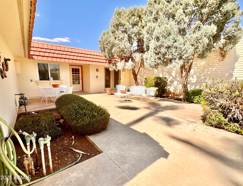 10710 Buccaneer Way, Sun City, AZ 85351