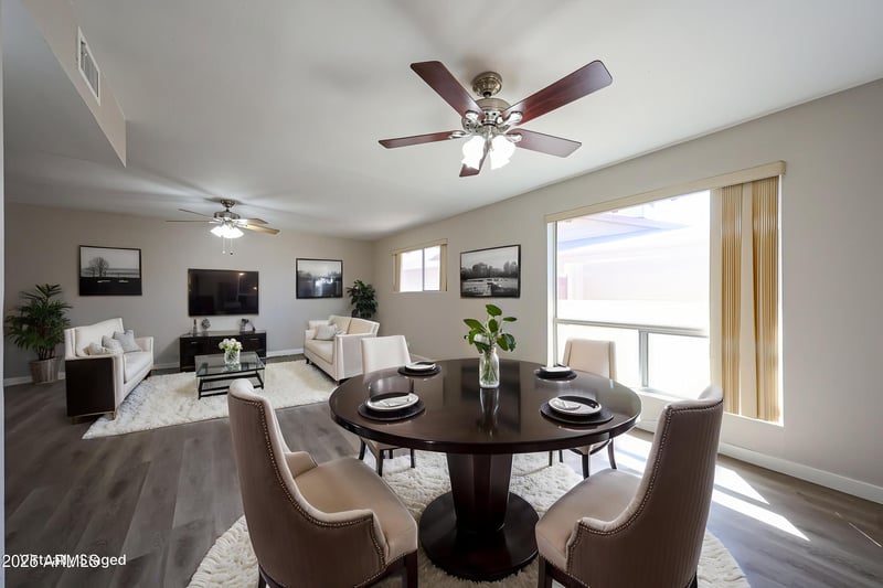 10710 El Capitan Cir, Sun City, AZ 85351
