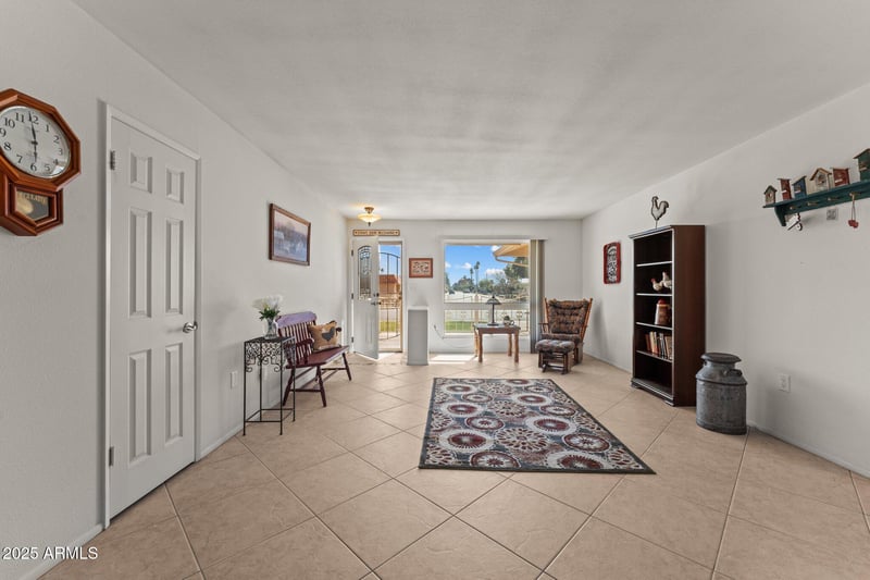 10712 Cameo Dr, Sun City, AZ 85351