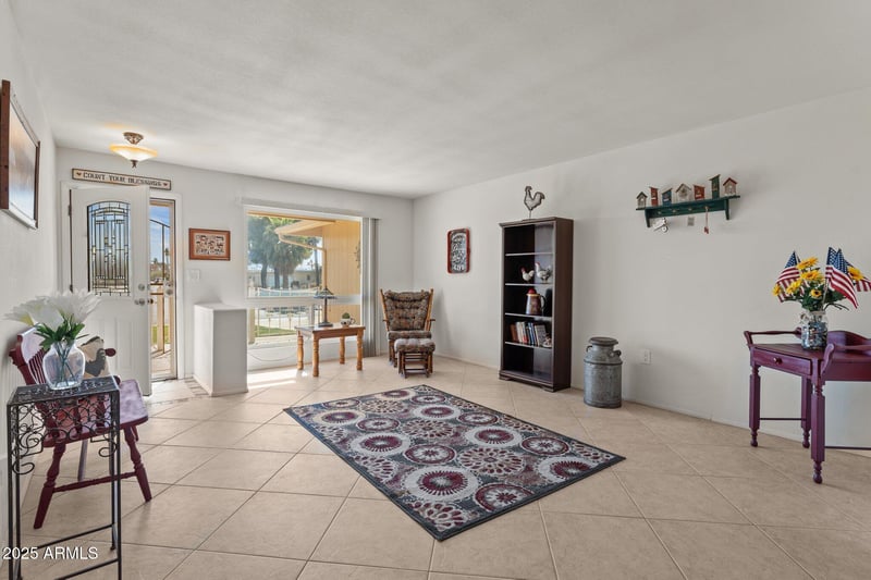 10712 Cameo Dr, Sun City, AZ 85351