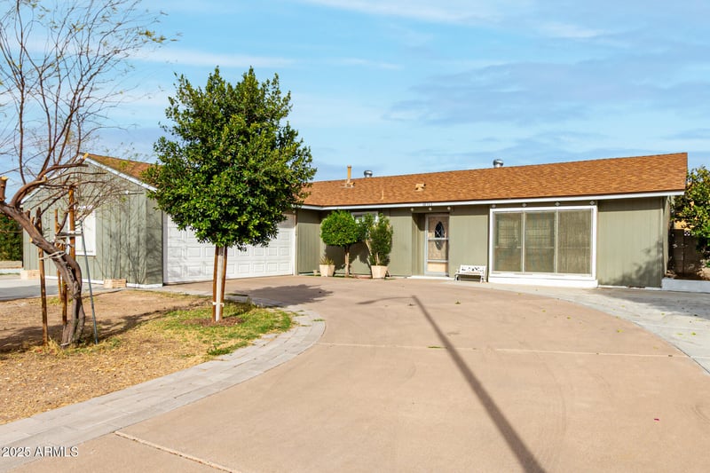 10713 36th Ave, Phoenix, AZ 85029