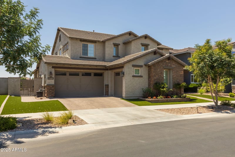 10713 Tesla Ave, Mesa, AZ 85212