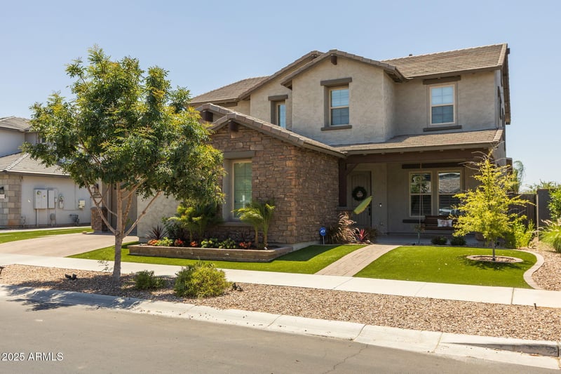10713 Tesla Ave, Mesa, AZ 85212