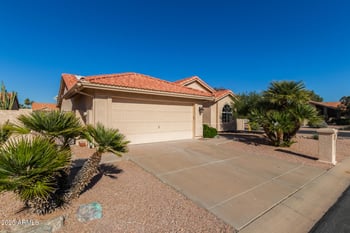 10714 Nacoma Dr, Sun Lakes, AZ 85248