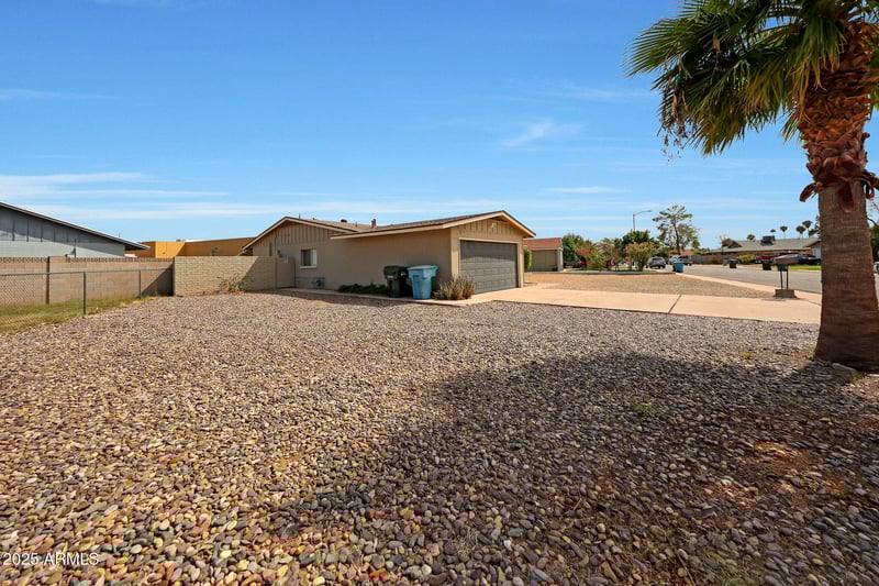 10719 36th Ave, Phoenix, AZ 85029