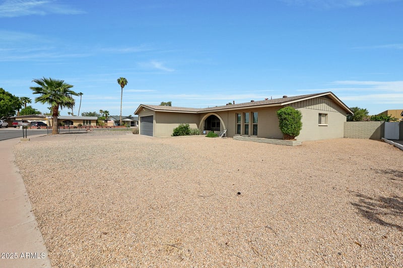 10719 36th Ave, Phoenix, AZ 85029