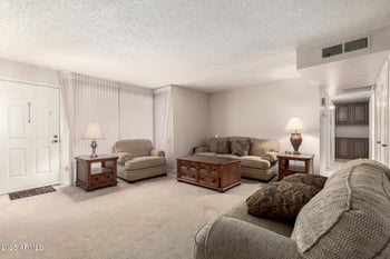 10719 Kaler Dr, Glendale, AZ 85307